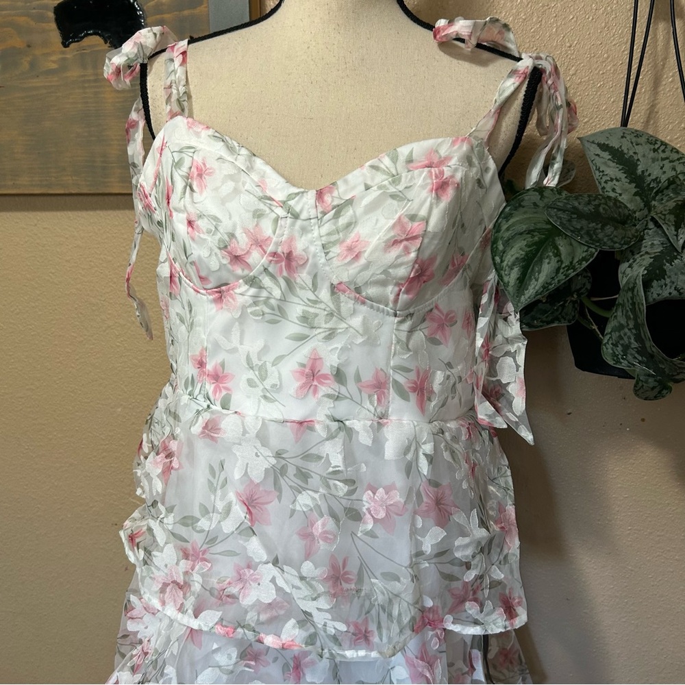 Lulus Endlessly Gorgeous White Floral Burnout Tie-Strap Midi Dress Size XL NWT - Picture 3 of 11